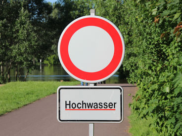 Sperrung Hochwasser 2013 Sperrung Hochwasser 2013