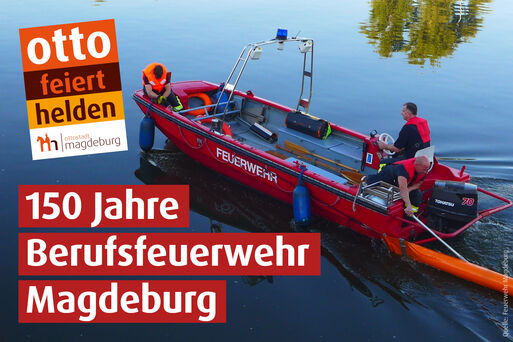 Feuerwehr-Wasserrettungsboot auf der Magdeburger Elbe