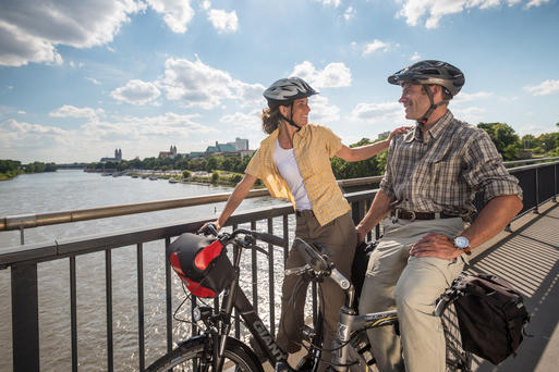 Fahrrad-Architektour auf der Strombrücke 