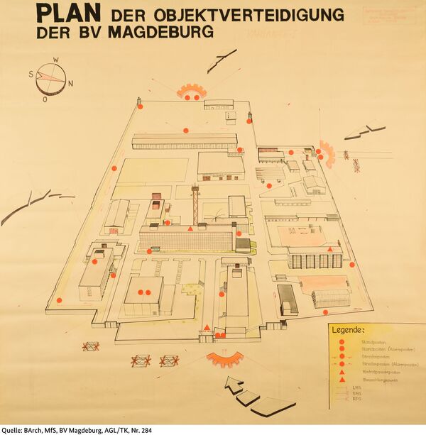Bild vergrößern: Bild Geländeführung_BArch_MfS_BV Mgb_AGL_TK_Nr. 284_klein