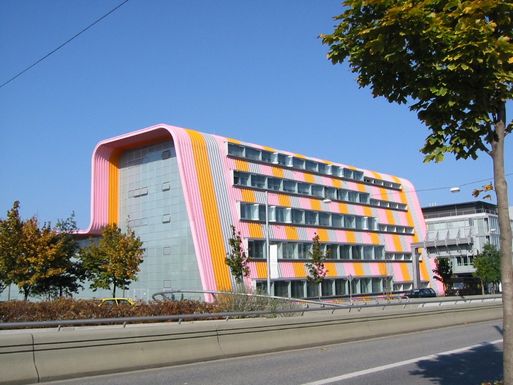 Bild vergrößern: Experimentelle Fabrik