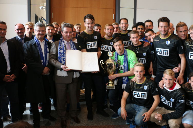Magdeburg empfngt den 1. FCM