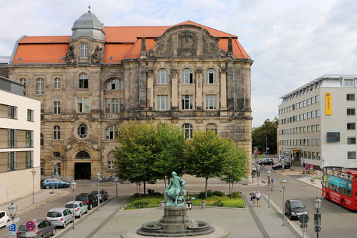 Bild vergrößern: Neues Rathaus Magdeburg