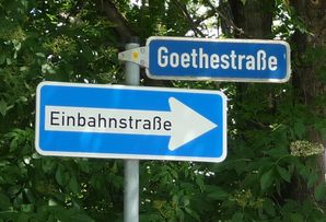 Bild vergrößern: Fahrradstrae - Goethestrae - Wegweiser