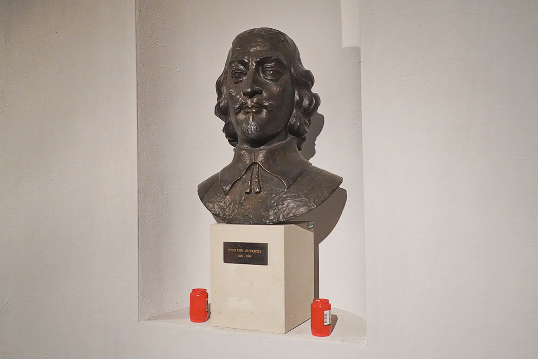 Otto-von-Guericke-Bste in der Gruft der Johanniskirche Magdeburg