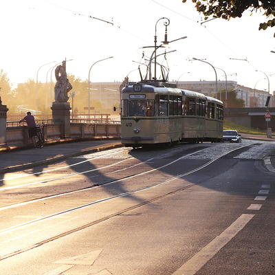 Historische Straßenbahn auf der Zollbrücke, 09/21