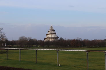 Bild vergrößern: Elbauenpark mit Jahrtausendturm ©MMKT