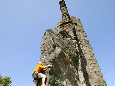 Kletterfelsen im Elbauenpark