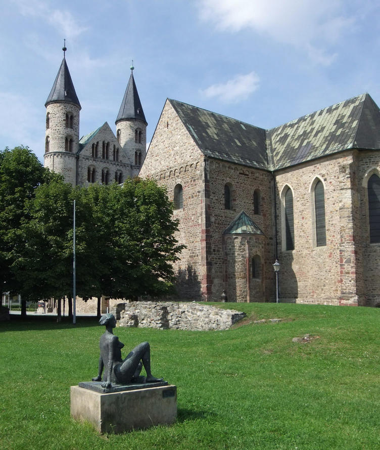 Ehem. Stiftskirche St. Marien mit Skulpturenpark