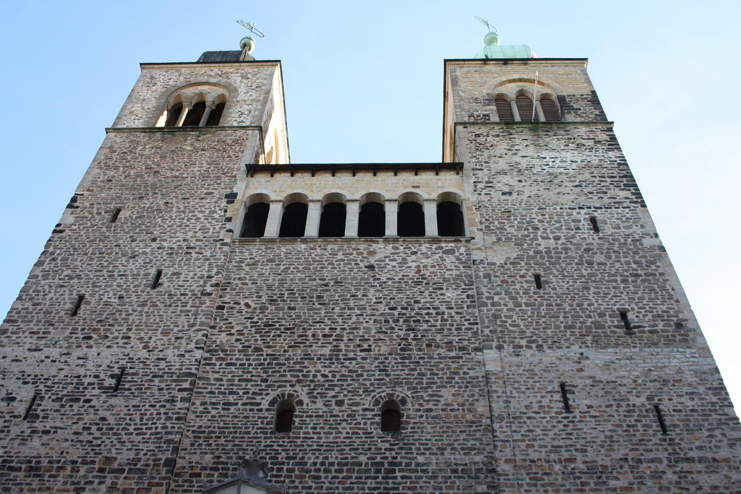 St. Sebastian romanische Türme