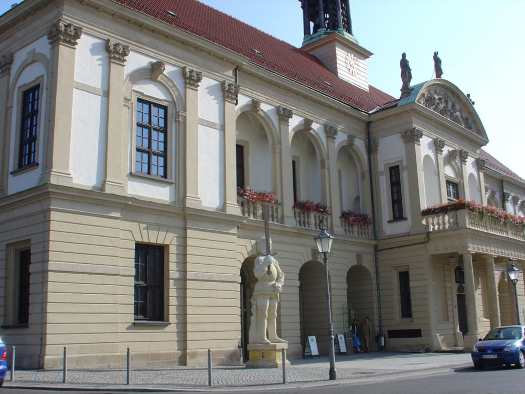 Alter Markt mit Rathaus und Magdeburger Reiter