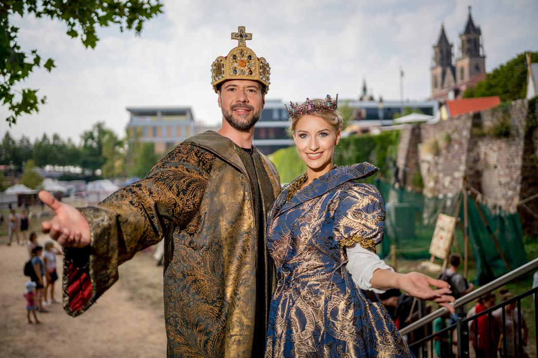 Kaiser Otto und Königin Editha heißen Besucher rund um den Dom willkommen © Magdeburg Marketing, Andreas Lander