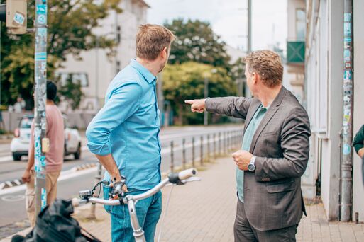 Bild vergrößern: AcceleRAD-Projekt: Umsetzung geschützter Radstreifen auf Großer Diesdorfer Str. gestartet